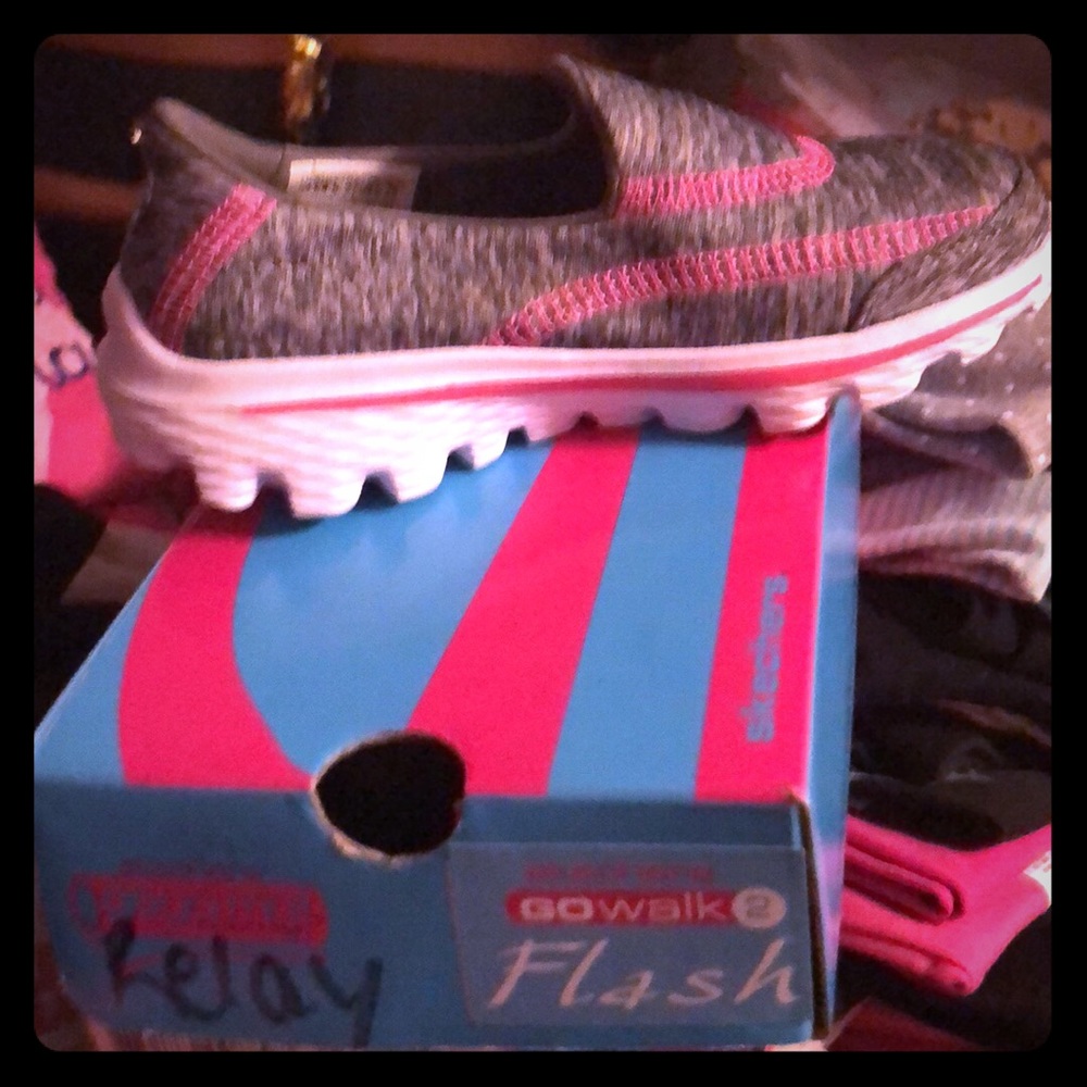 Skechers gowalk flash